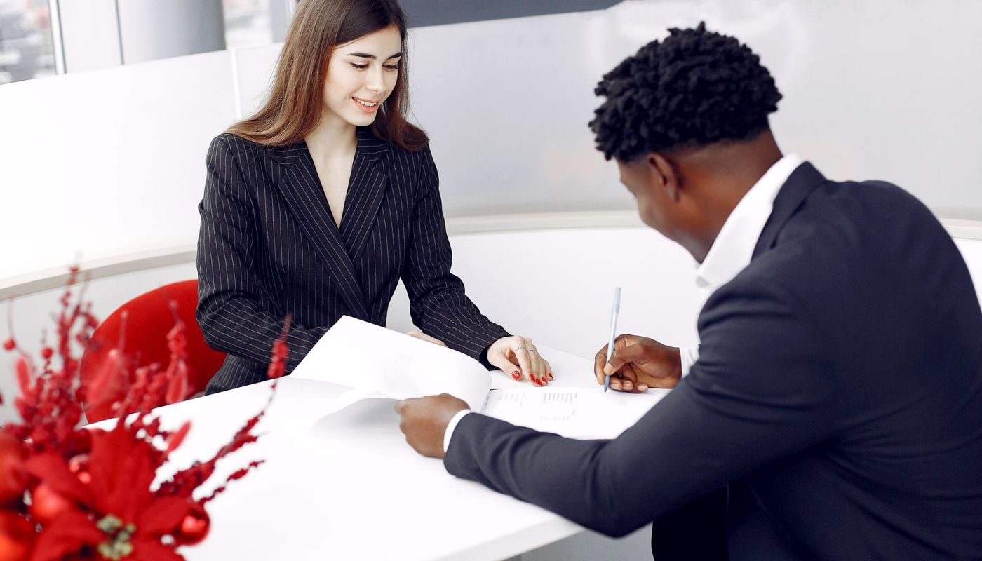 Consulta presencial ou à distância: qual escolher para o seu caso